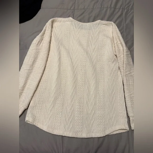 Ivory thin sweater with pattern - Picture 6 of 9